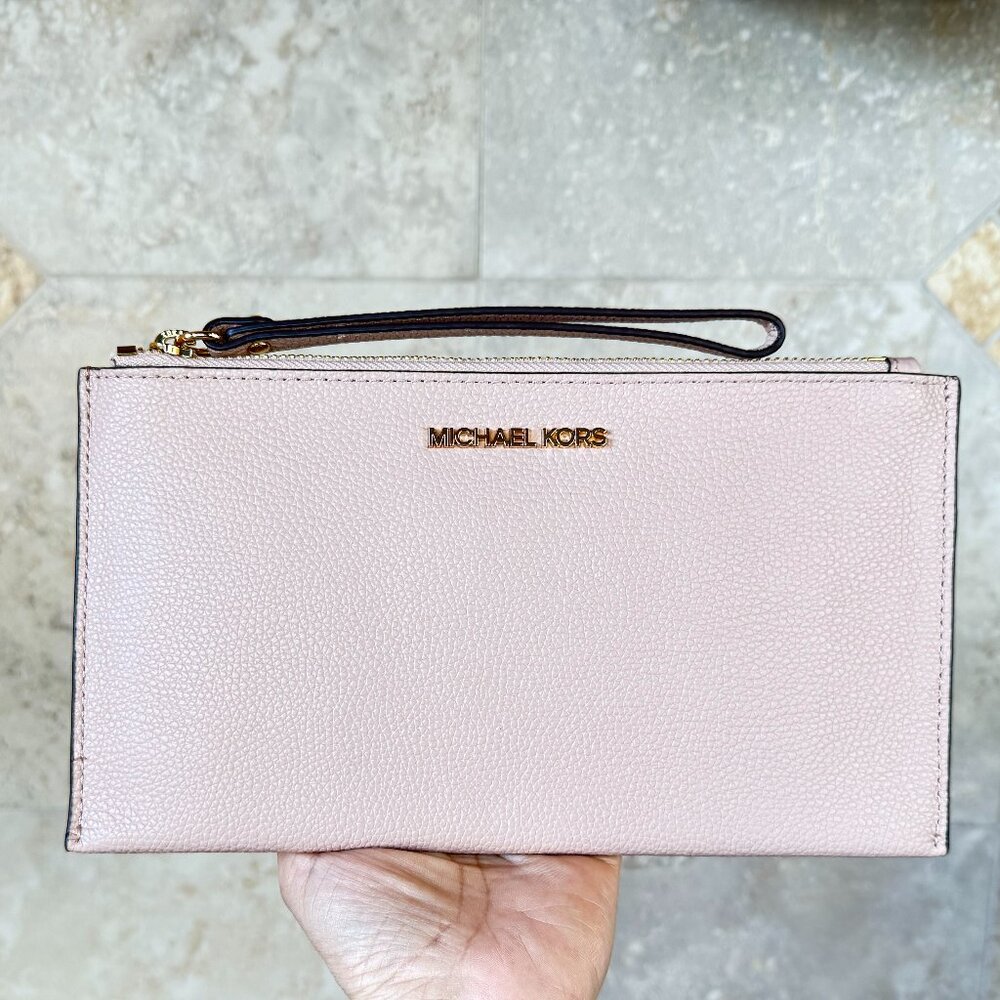 Michael Kors Jet Set Item Large Zip Clutch Wristlet Blush